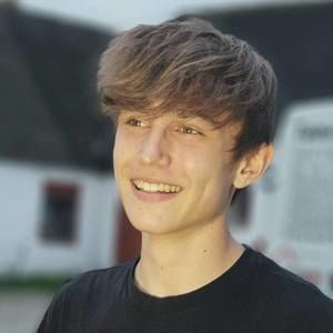 Meet your Posher, Xander